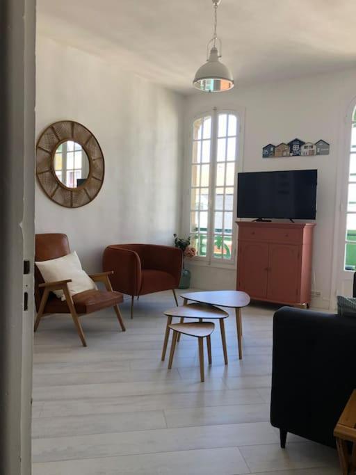 מרס-לה-באן Appartement Vue Mer Laterale מראה חיצוני תמונה